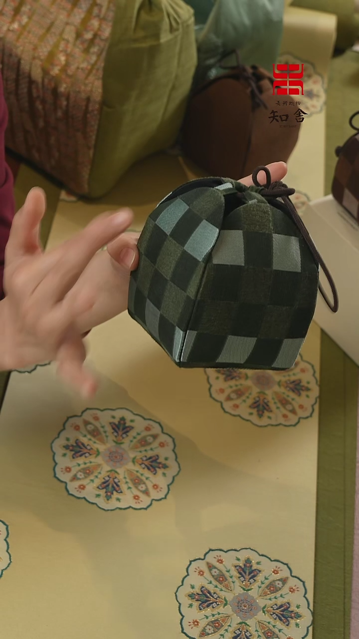【闪购商品】惜福袋············