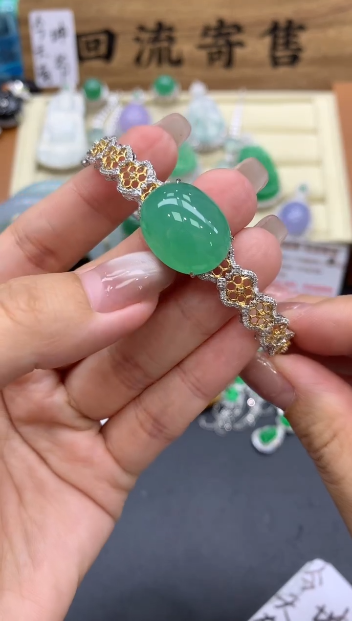 【闪购商品】翡翠手镯18K金镶嵌506-中国好珍宝