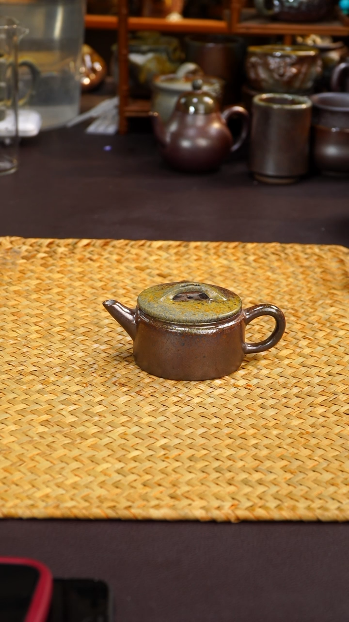 茶壶紫砂纯自然柴烧