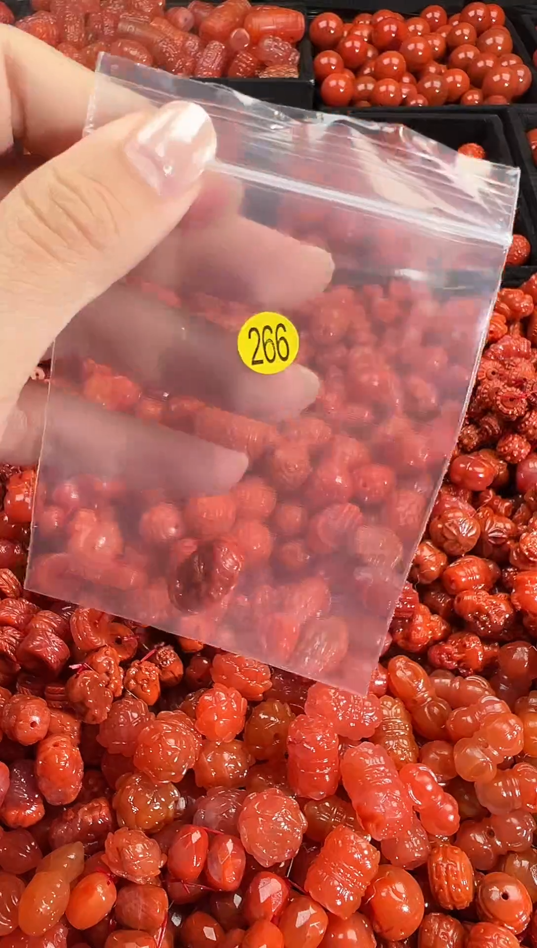 颈饰未镶嵌南红玛瑙1