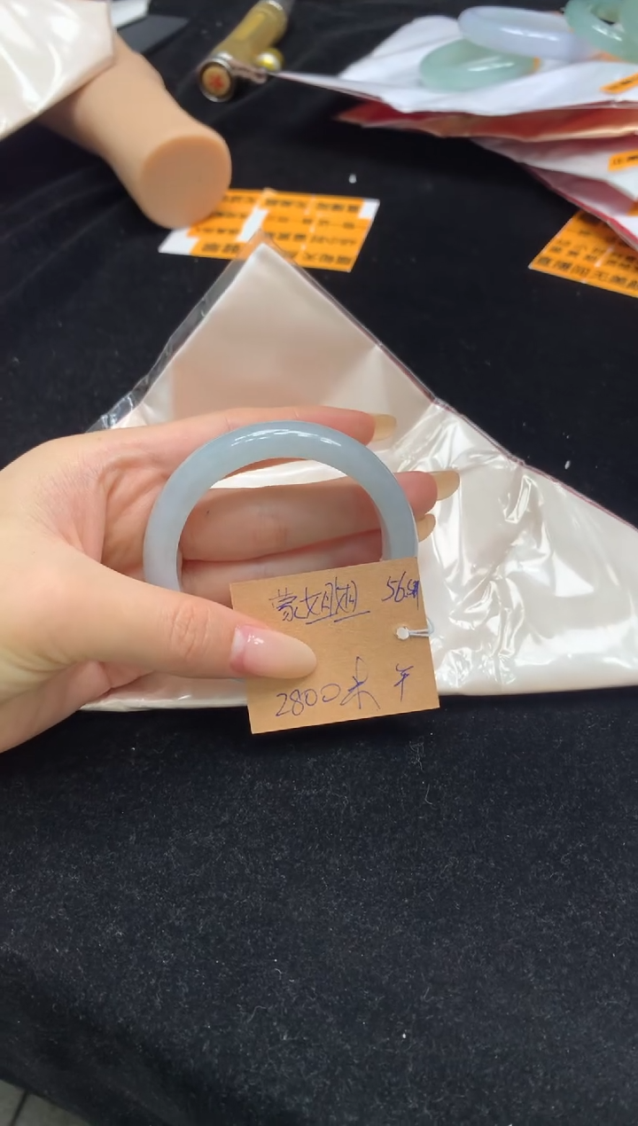 未镶嵌手镯翡翠?****?天然A货翡翠