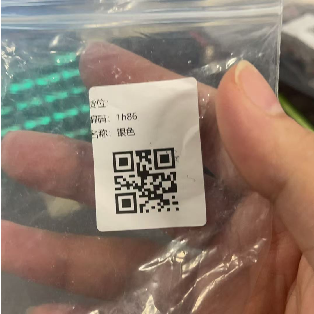 合金合成锆石耳饰 1h86简单的耳钉