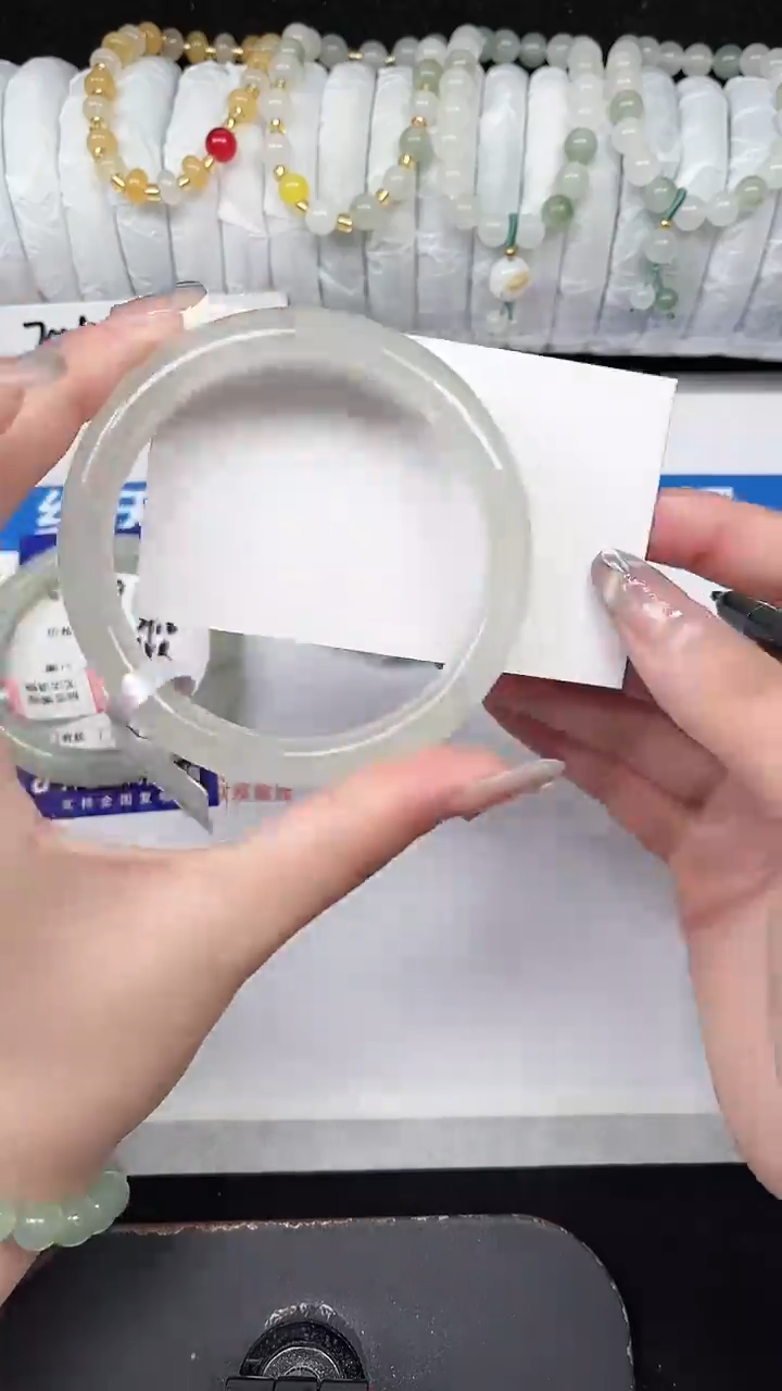 未镶嵌手镯石英质玉21-60/61