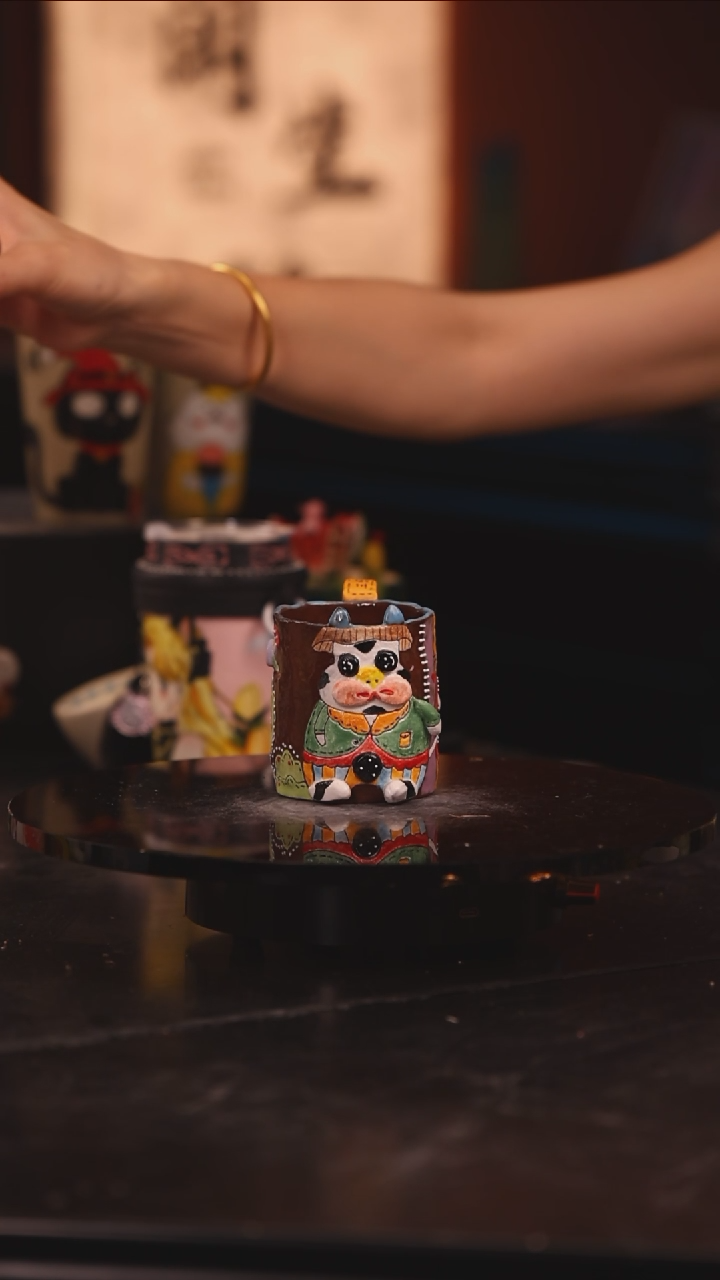 景德镇可爱设计师款陶瓷