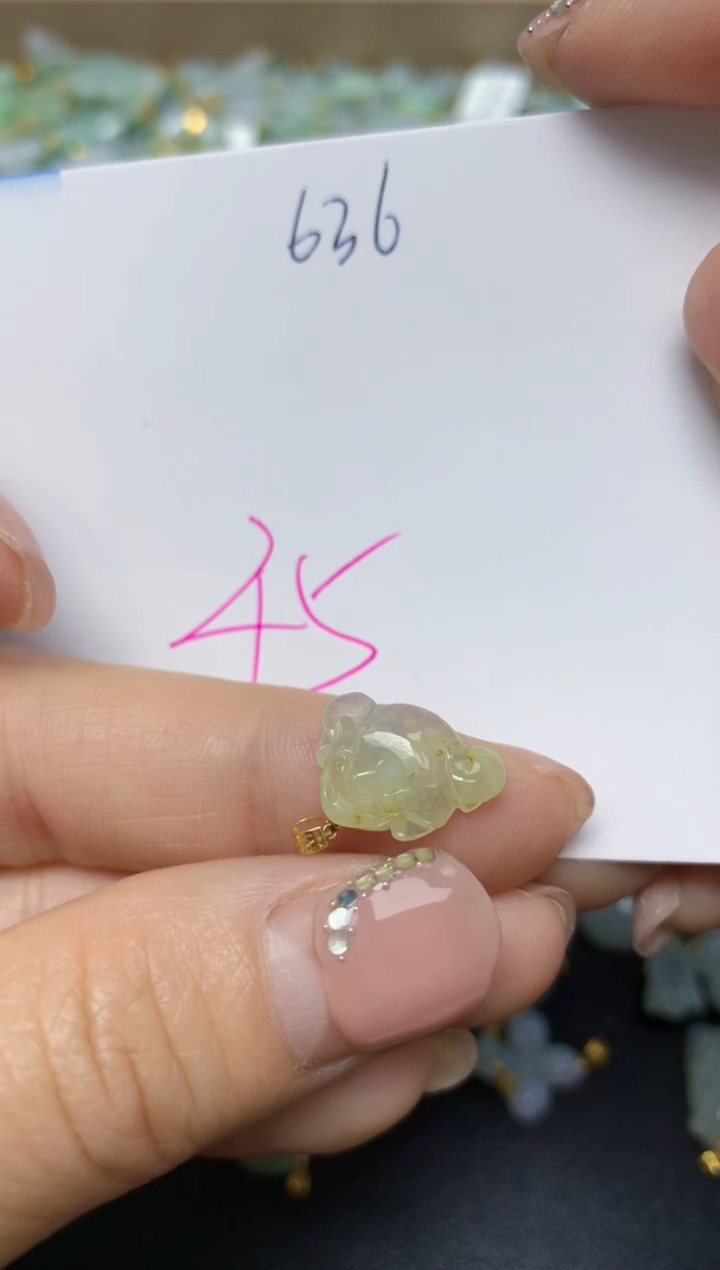 【闪购商品】翡翠挂件18K金镶嵌 天然翡翠A货