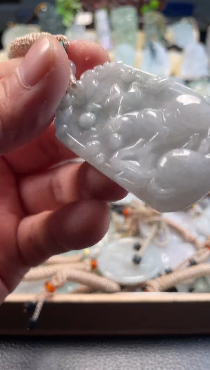 颈饰未镶嵌翡翠12/08/176