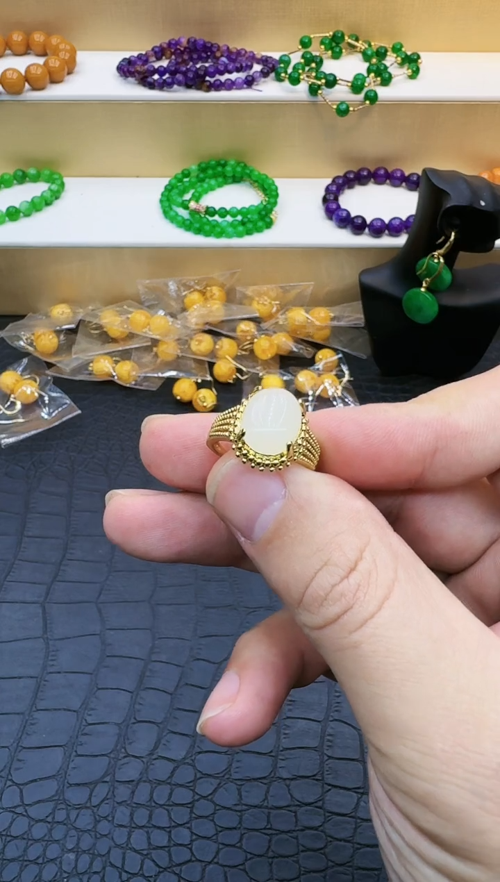 【闪购商品】和田玉戒指14K金镶嵌1002