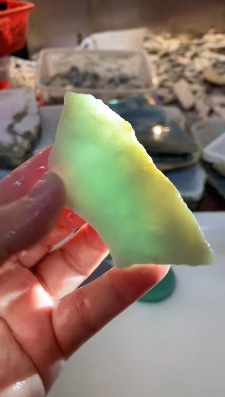 翡翠未镶嵌颈饰0韩0翡翠珠宝737