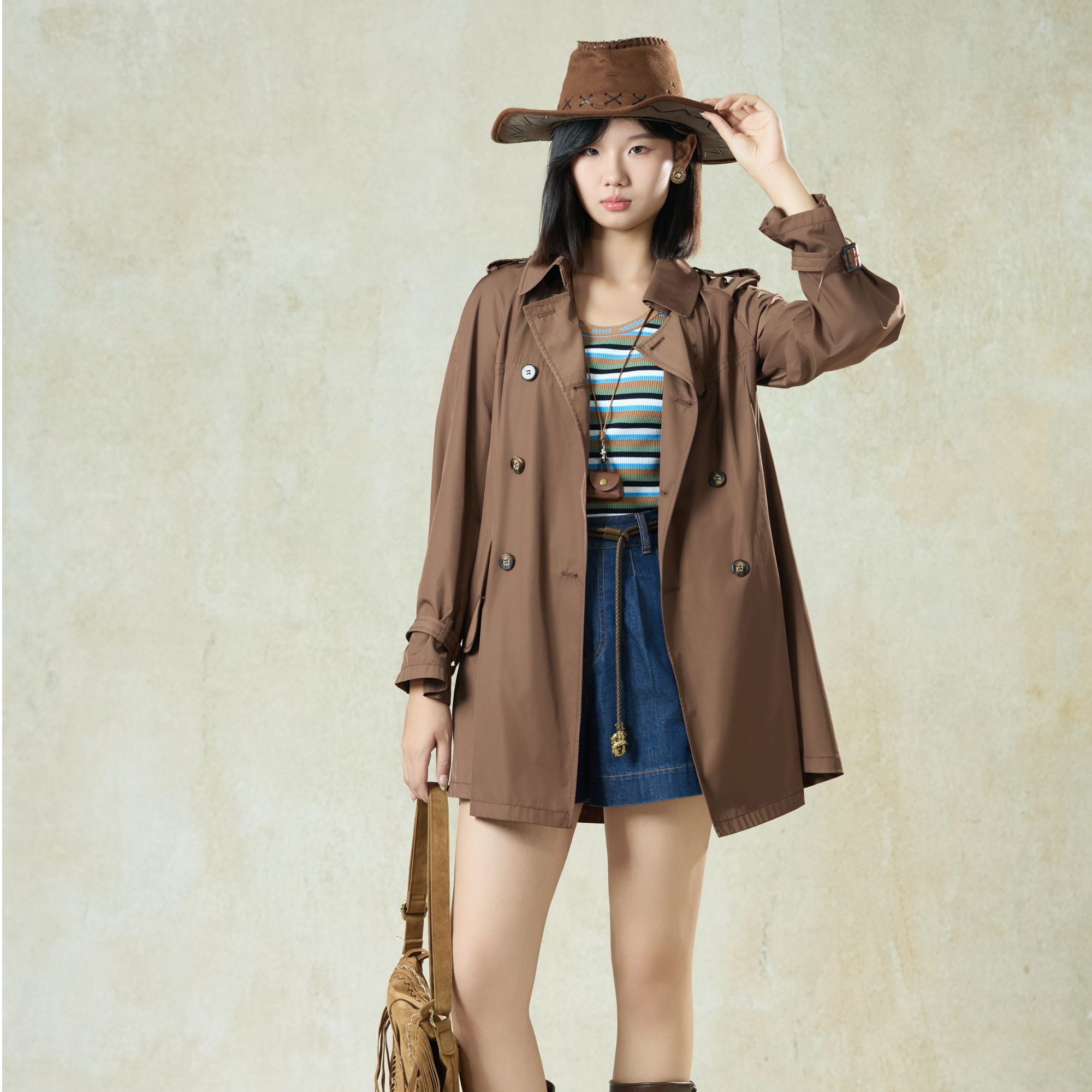阿玛施春季高级感收腰风衣垂顺有型双排扣气质外套2025女5400631