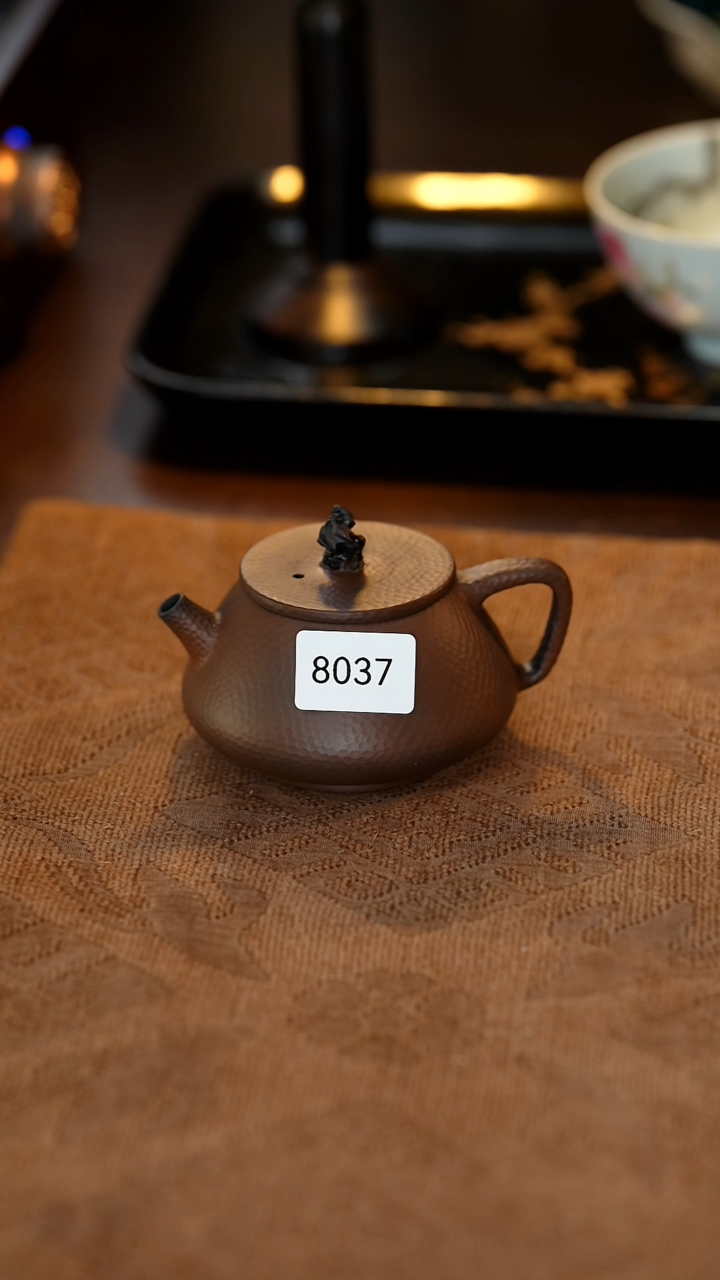 【闪购商品】雲梦茶器紫陶小壶8037