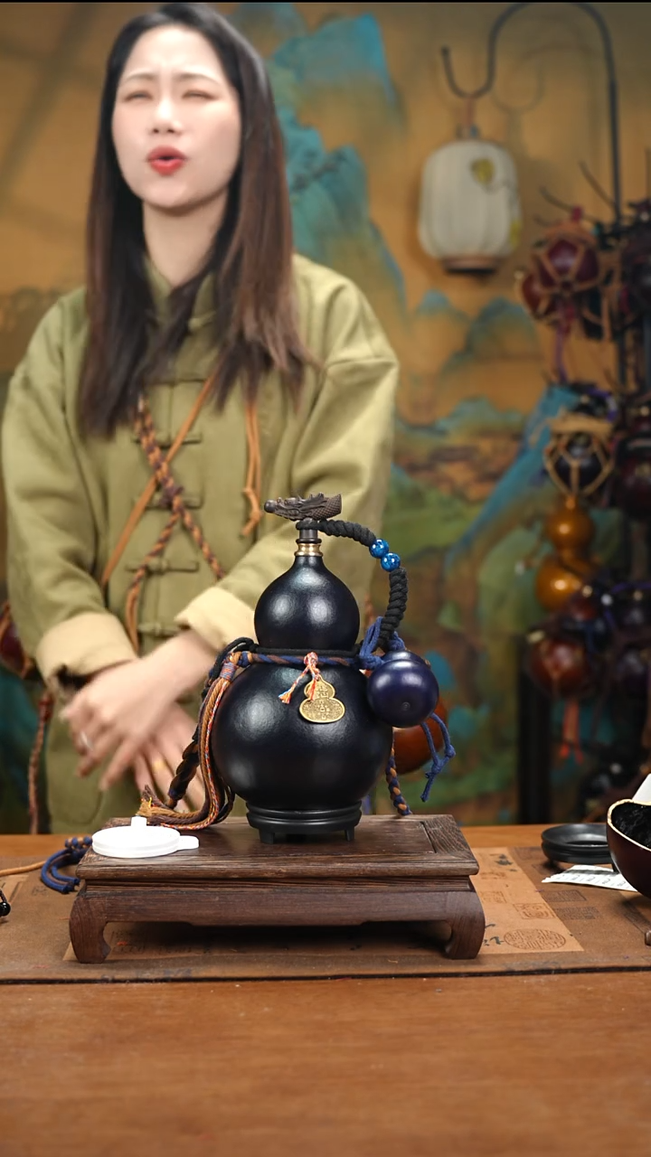 YT048精品藏绳款天然酒葫芦（一物一拍）+小手捏