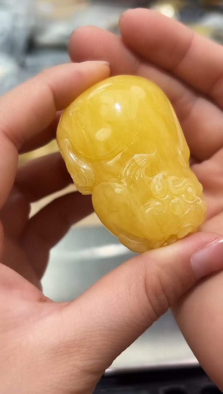 未镶嵌琥珀裸石蜜蜡吊坠