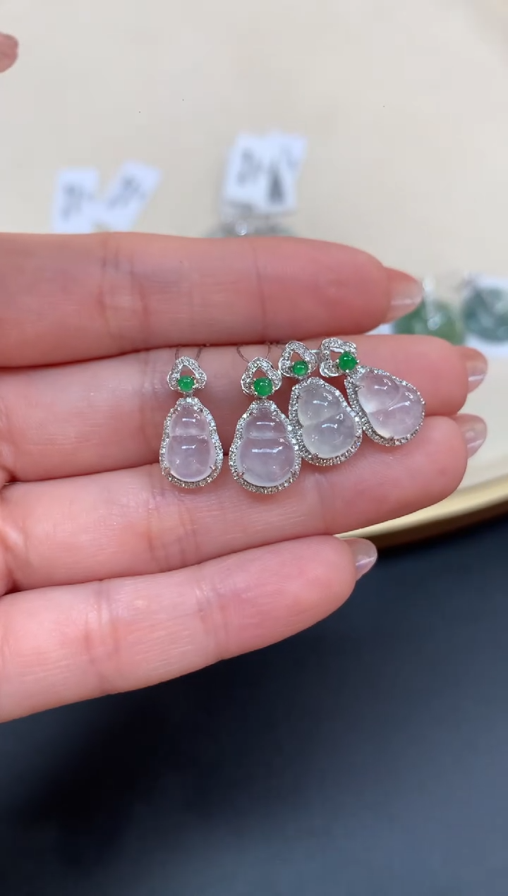 【闪购商品】翡翠吊坠(不含链)18K金镶嵌(多样性发)A612|1680