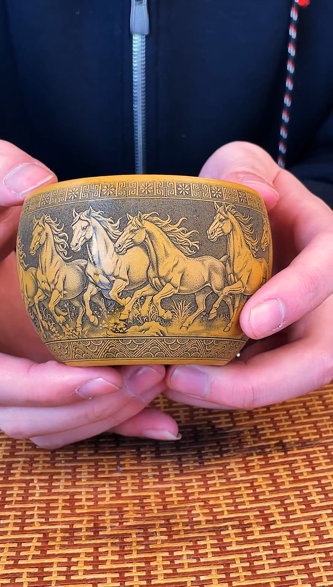 八骏图 黄金朱泥 主人杯