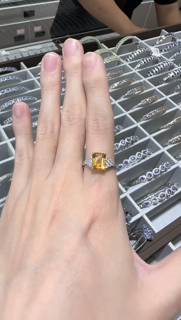 【闪购商品】黄晶戒指银S925镶嵌9*7mm