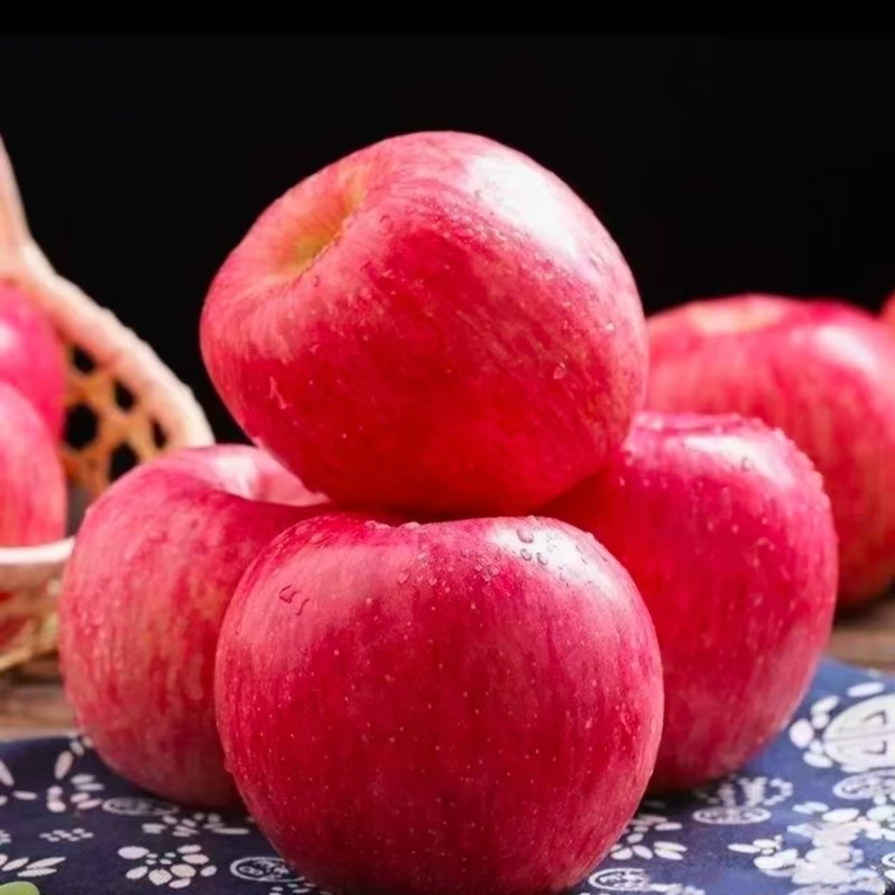 云南高山生态种植苹果礼盒装4.5-5斤