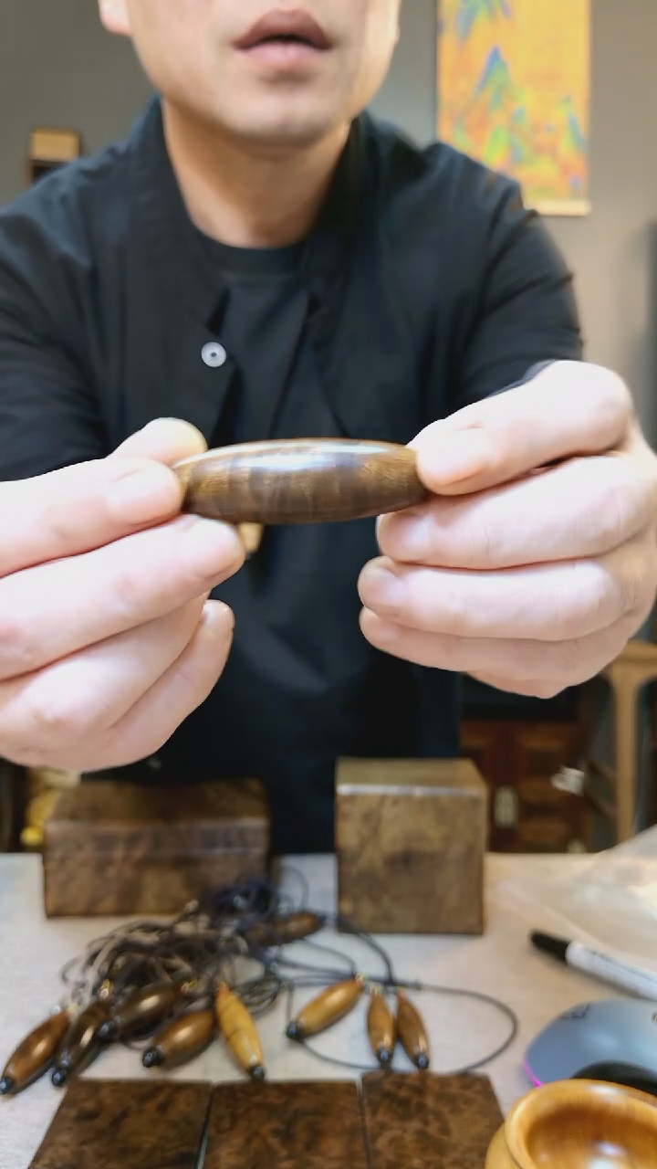 金丝楠梗*金丝楠木脖挂配饰