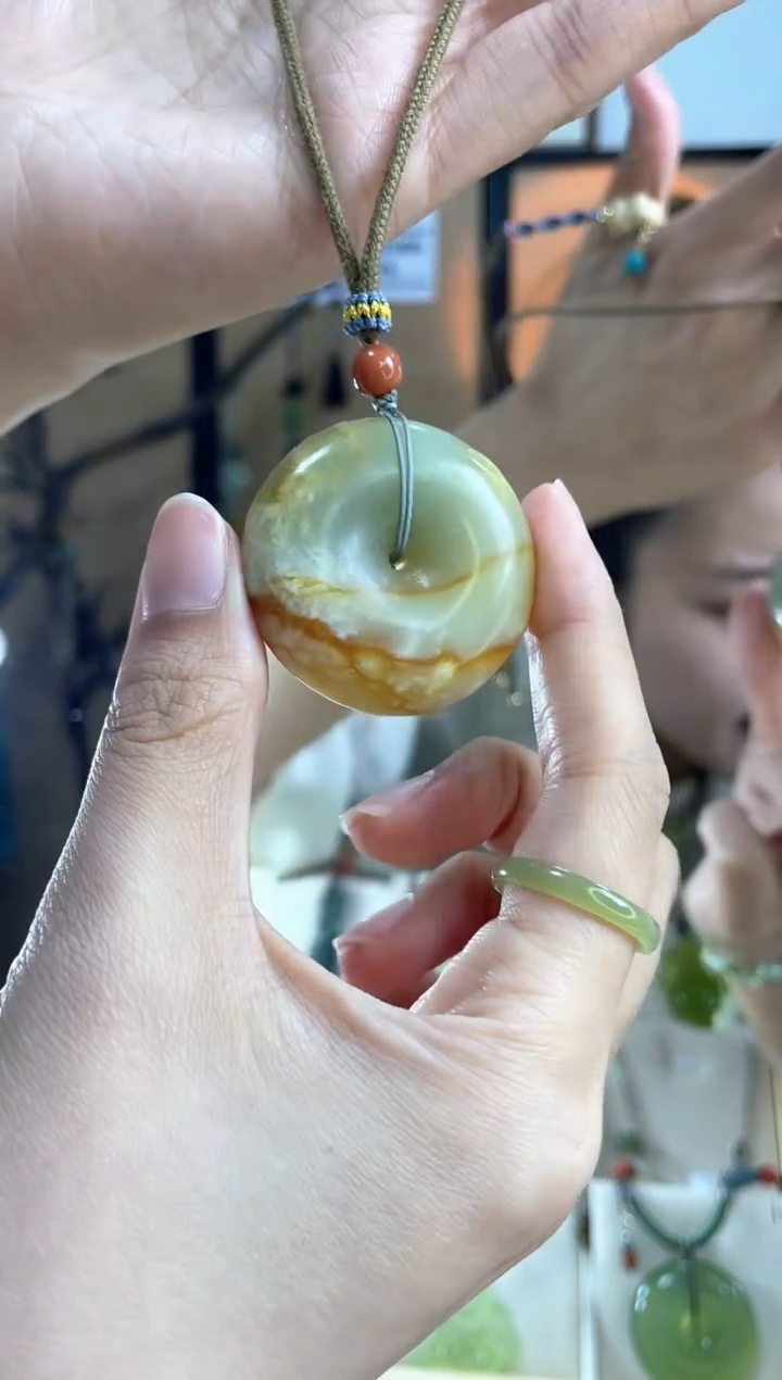 岫玉未镶嵌吊坠多样性发货其中发一