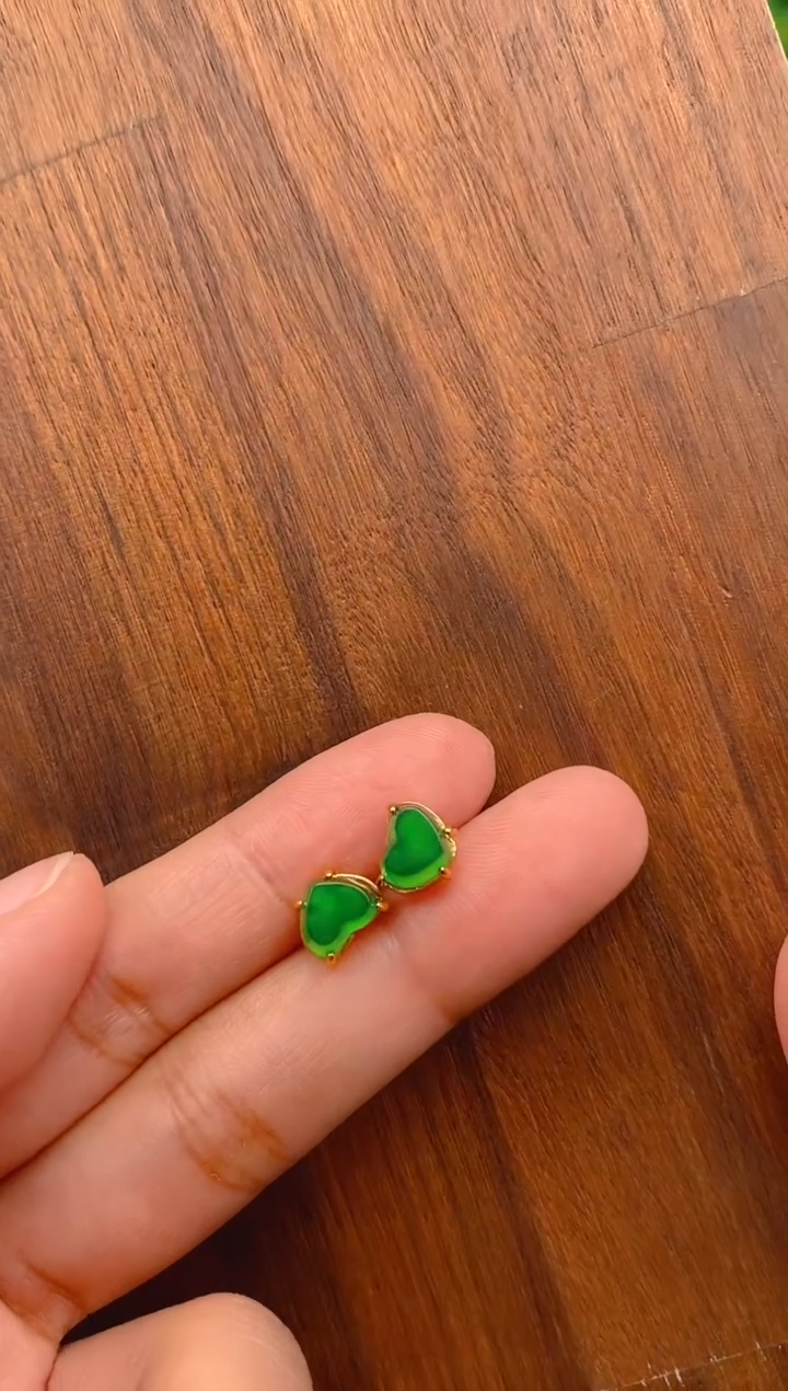 【闪购商品】翡翠耳饰银S925镶嵌爱心耳钉