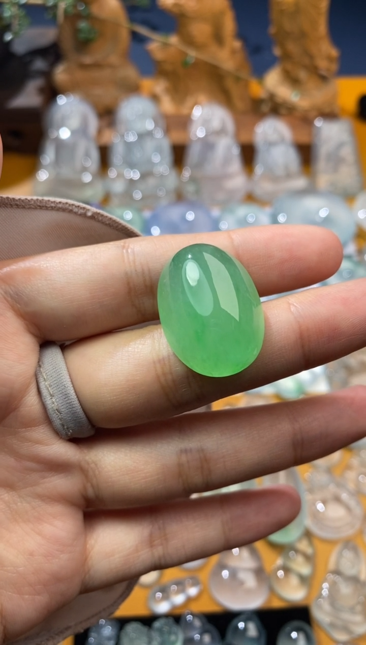 【闪购商品】定制翡翠未镶嵌蛋面25.8*19*9.9