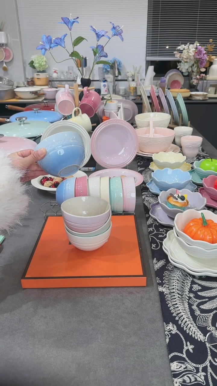 【闪购商品】瓷四色米饭碗