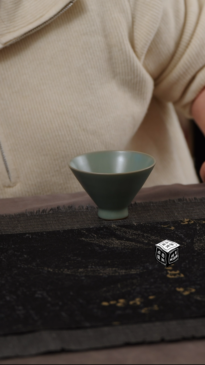 【闪购商品】杯国非遗大师王君子章款深腹斗笠杯