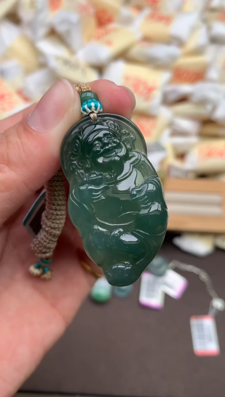翡翠挂件未镶嵌—