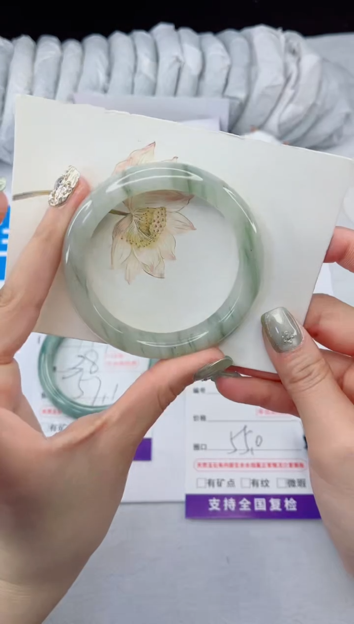 【闪购商品】石英质玉手镯合金198-55.0