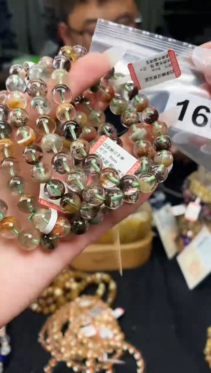 【闪购商品】水晶手串未镶嵌手串160多样性发其一