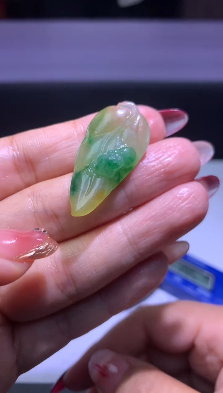 【闪购商品】定制翡翠未镶嵌毛货