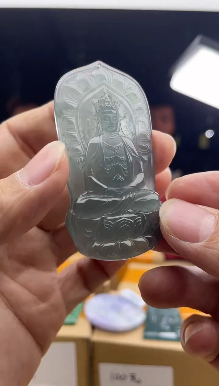 【闪购商品】定制翡翠未镶嵌      4340