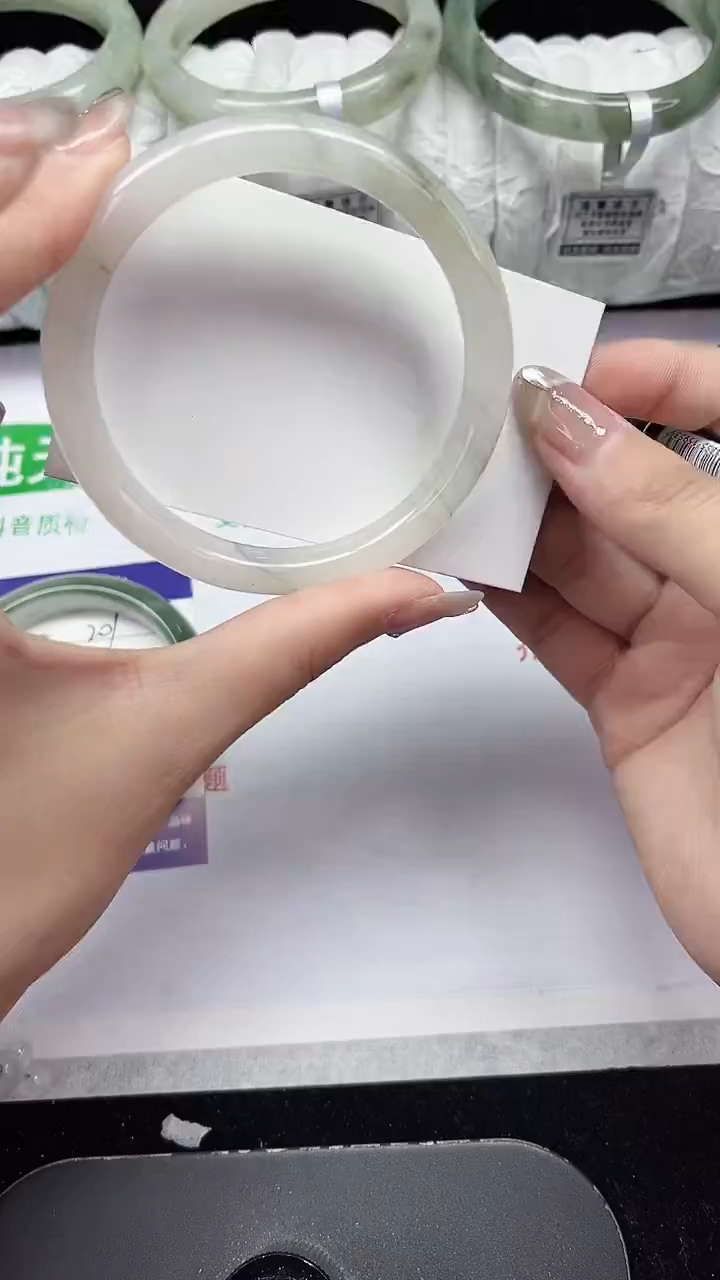 未镶嵌手镯石英质玉202-59/60