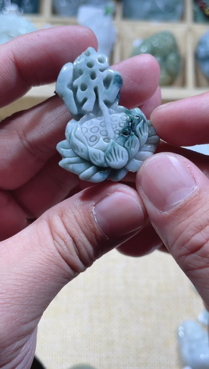 【闪购商品】翡翠颈饰未镶嵌天然缅甸A货翡翠（多样性发货）佛牌