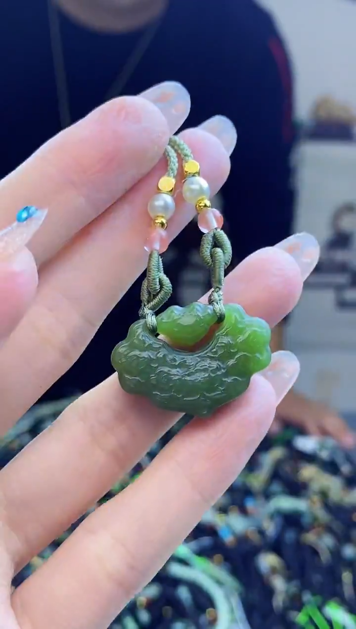 颈饰未镶嵌和田玉多样性发拍一发一