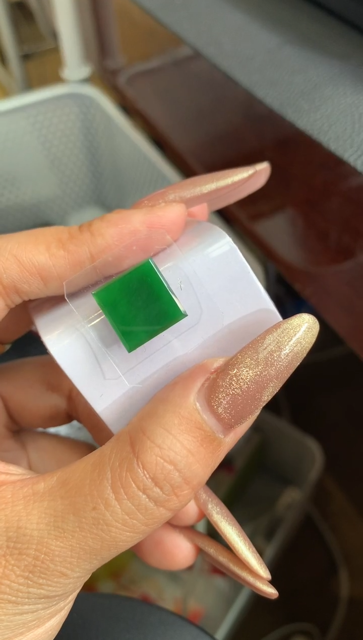 【闪购商品】定制翡翠未镶嵌翡翠