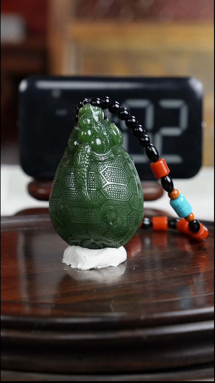 未镶嵌和田玉把件兜***?1