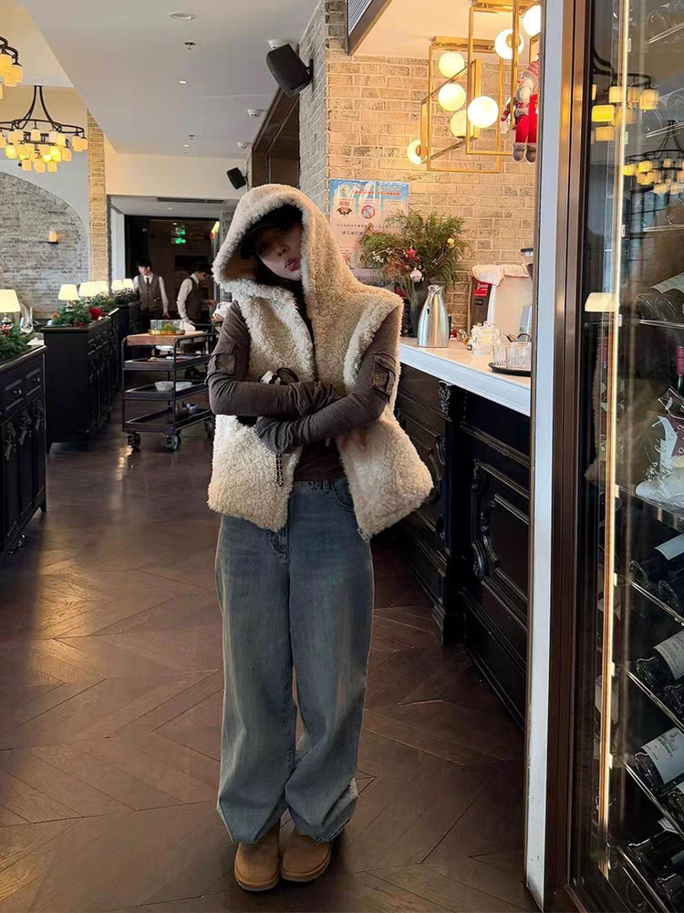 短款宽松型连帽洋气常规款马夹加绒秋冬极简风2025年秋季新款上衣