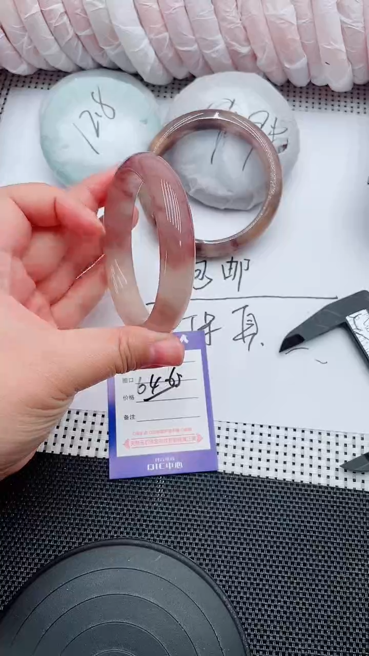 未镶嵌手镯石英质玉27-64-65