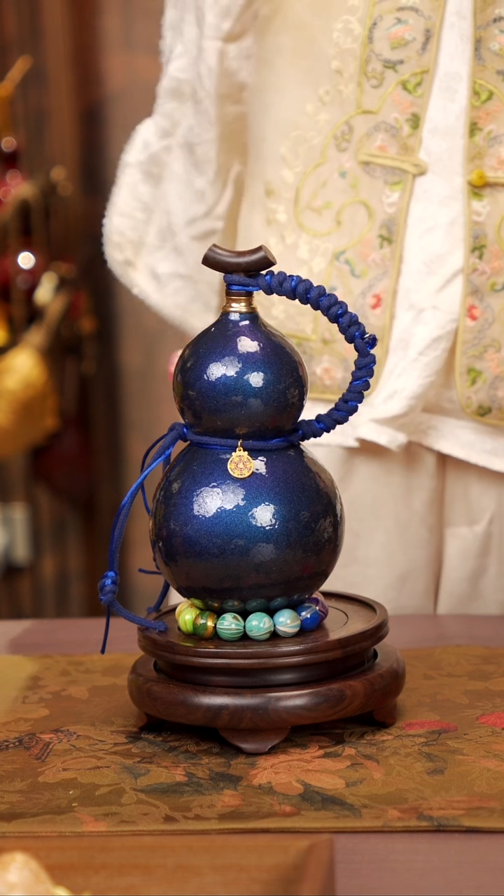 156易林漂漆酒葫芦------168