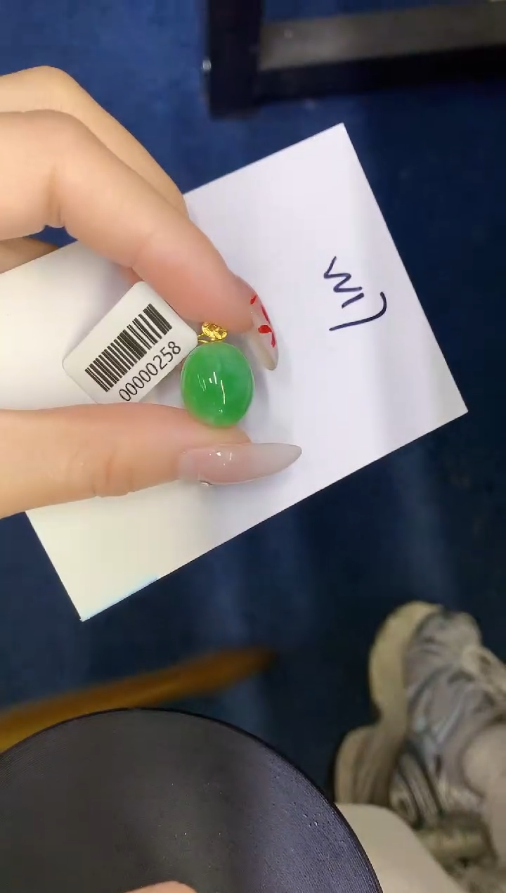 【闪购商品】翡翠颈饰18K金镶嵌000000000000