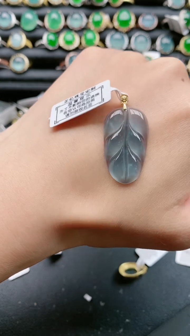 【闪购商品】翡翠戒指18K金镶嵌111111111