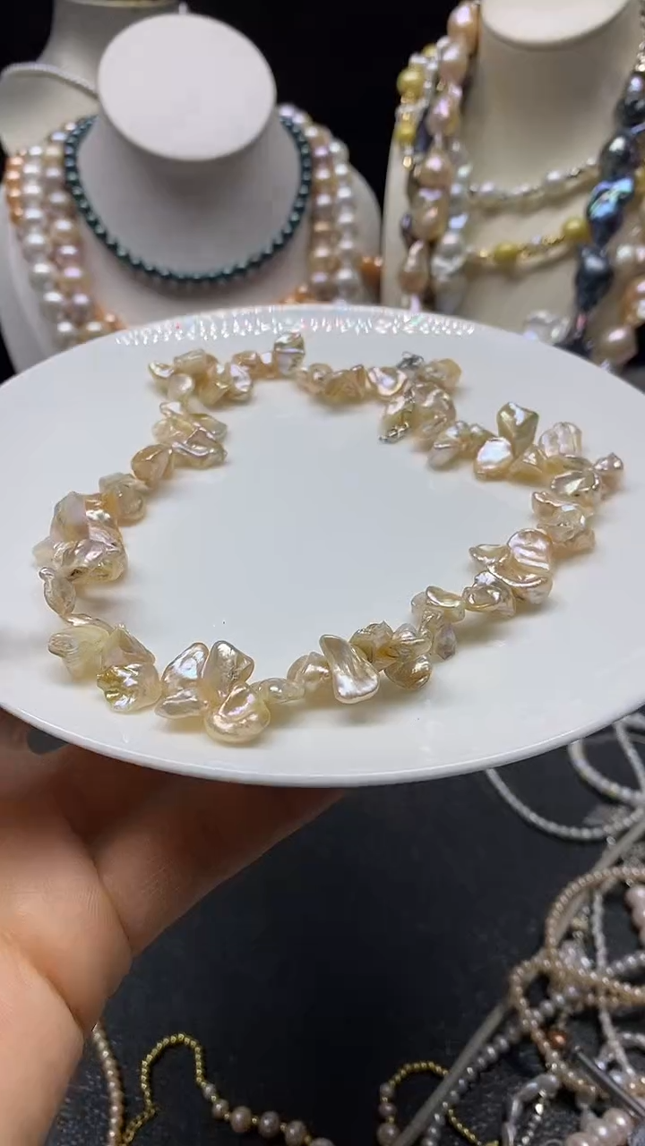 颈饰未镶嵌淡水珍珠多人
