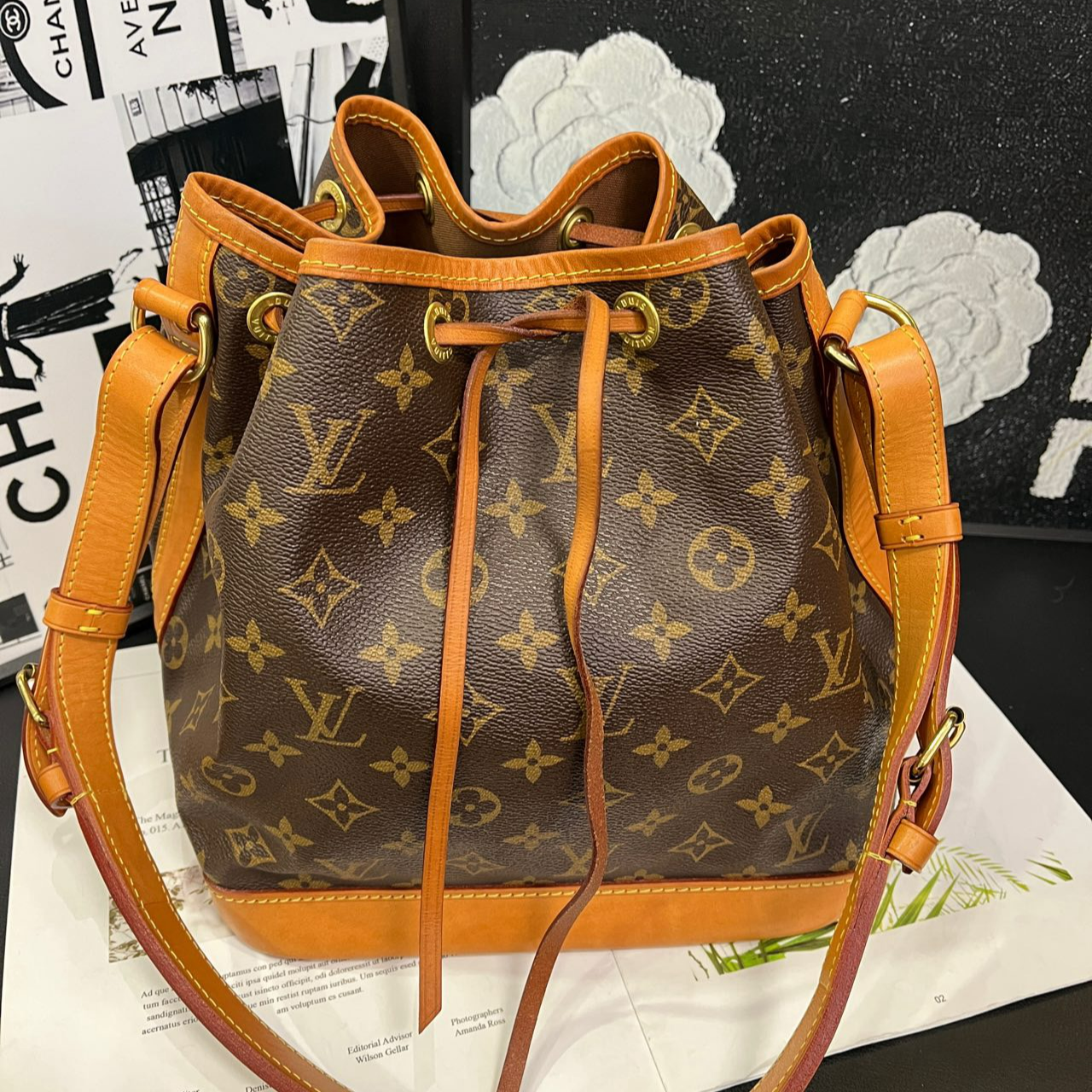 95新 LouisVuitton/路易威登 老花抽绳水桶单肩包15年 B1556
