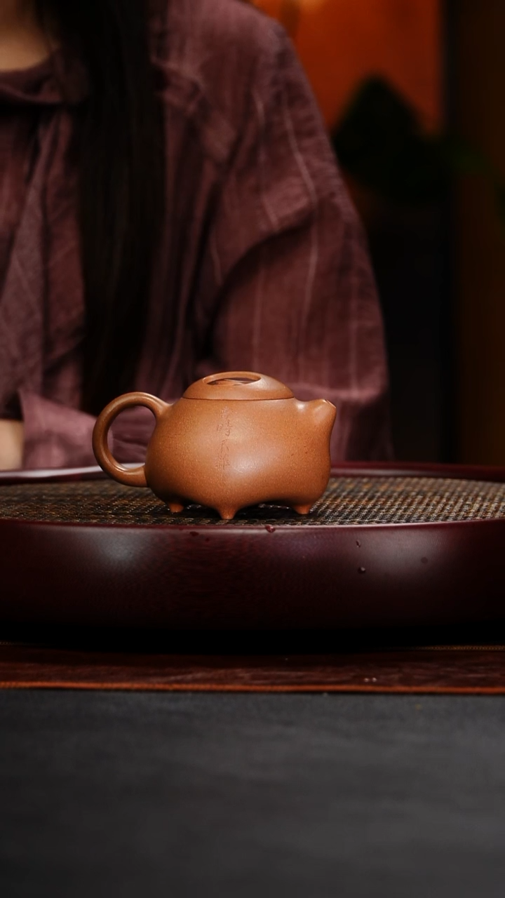 茶壶紫砂成进窑 牛盖 109老段泥 190毫升