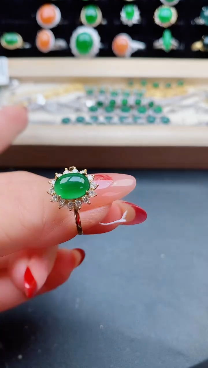 【闪购商品】翡翠戒指银S925镶嵌8800