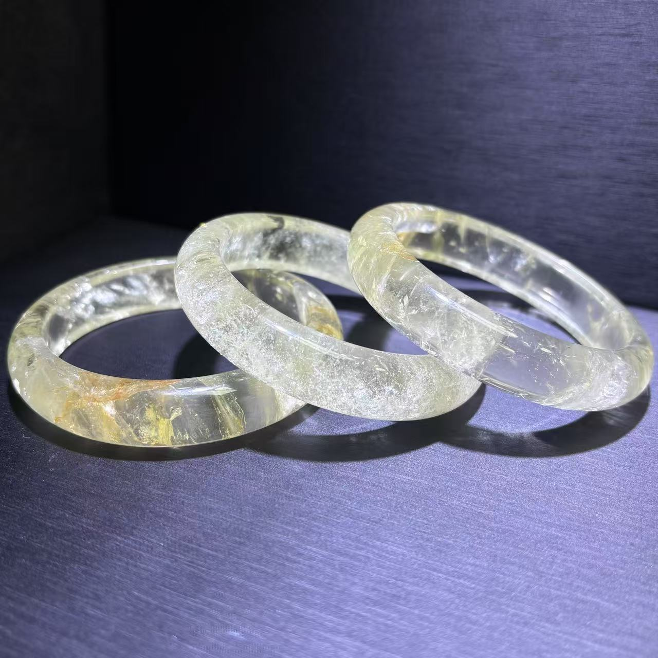 C3447-黄发晶水晶手镯-配盒-多样性发其一WR-圈口