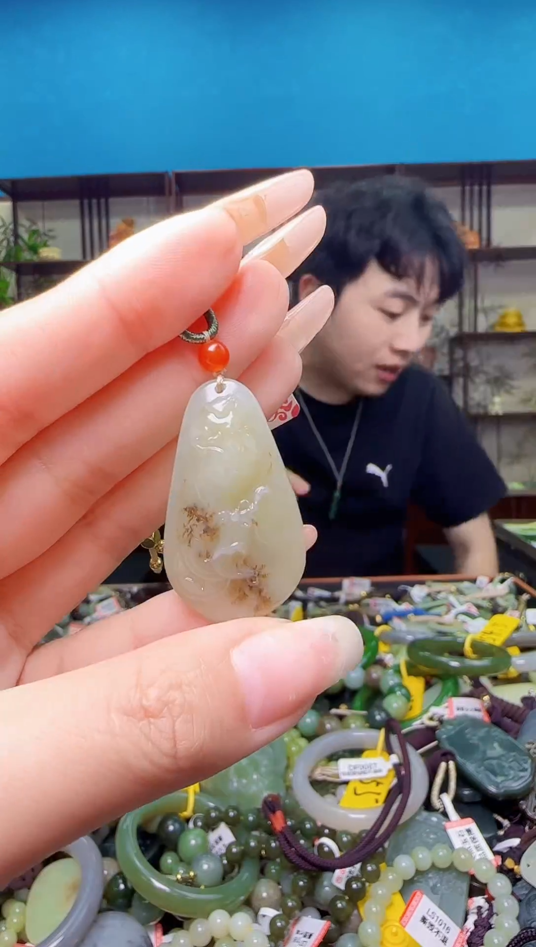 颈饰未镶嵌和田玉1