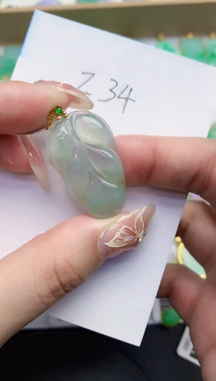 【闪购商品】翡翠颈饰18K金镶嵌000000000000