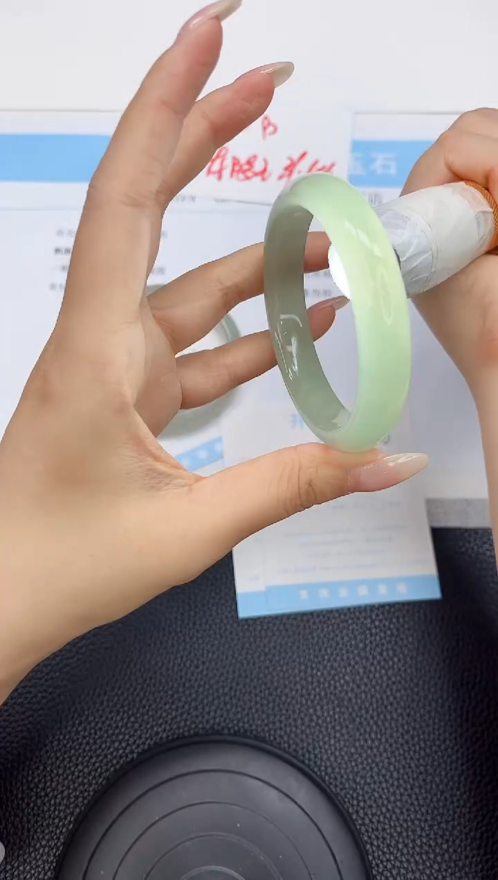 石英质玉手镯未镶嵌286-55.5