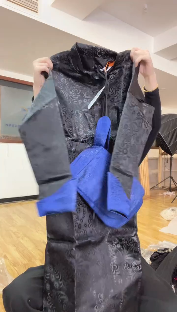 连衣裙 M码 105斤以里